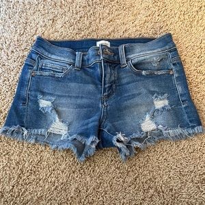 jean shorts, medium rise, distressed